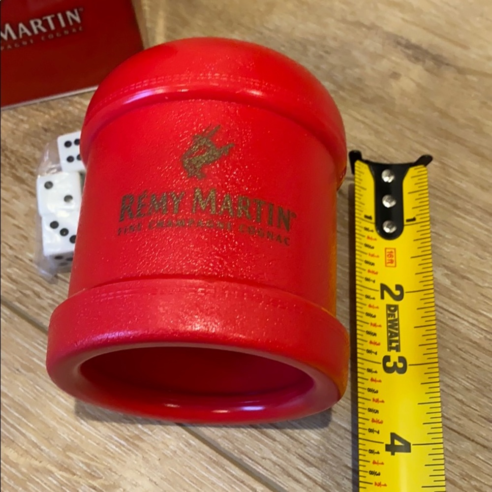 Remy Martin Limited Edition Dice Shaker - Picture 4 of 4